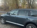 Volkswagen Touareg 2006 годаүшін5 500 000 тг. в Текели – фото 2