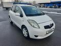 Toyota Yaris 2007 годаfor3 400 000 тг. в Шымкент – фото 2