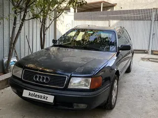 Audi 100