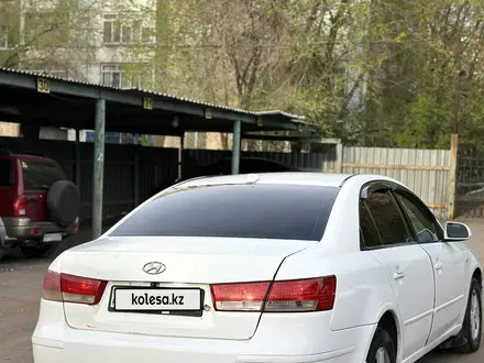 Hyundai Sonata 2008 года за 3 700 000 тг. в Караганда – фото 3