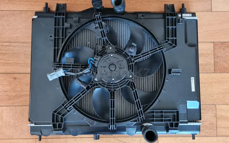 Дифузор радиатора охлаждения NISSAN JUKE F15 2010-2018 за 75 000 тг. в Алматы