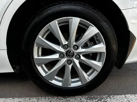 Toyota Camry Prestige 2019 года за 12 500 000 тг. в Астана – фото 16