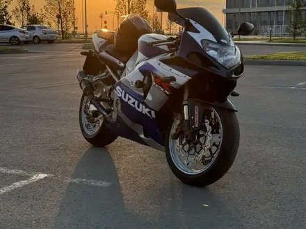 Suzuki  Gsx-r 1000 2002 года за 1 900 000 тг. в Кокшетау – фото 2