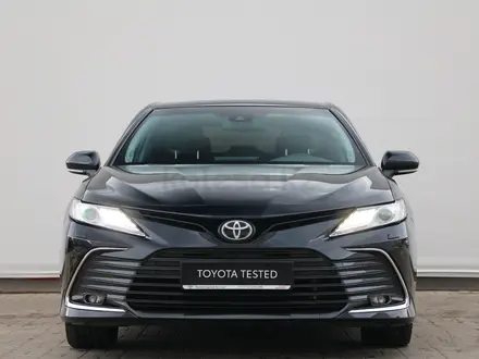 Toyota Camry 2021 года за 15 550 000 тг. в Астана – фото 8