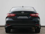 Toyota Camry 2021 года за 15 550 000 тг. в Астана – фото 4