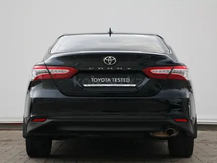 Toyota Camry 2021 года за 15 550 000 тг. в Астана – фото 4