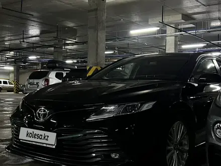 Toyota Camry 2019 года за 13 000 000 тг. в Астана – фото 9
