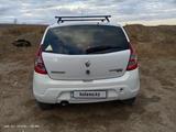 Renault Sandero 2013 года за 3 200 000 тг. в Актобе – фото 3