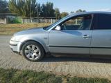 Volkswagen Passat 2001 годаfor2 000 000 тг. в Алматы – фото 5