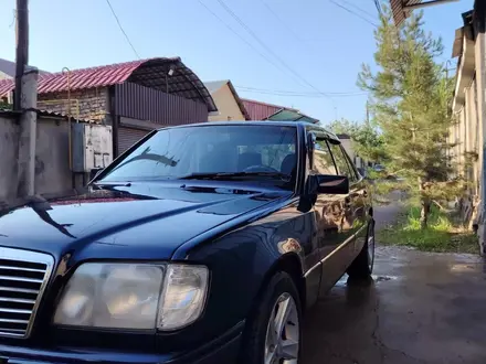 Mercedes-Benz E 280 1995 года за 2 600 000 тг. в Шымкент – фото 3