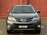 Toyota RAV4 2014 года за 8 000 000 тг. в Актобе – фото 2