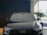 Audi Q8 55 TFSI Quattro Advance 2024 года за 64 590 000 тг. в Костанай