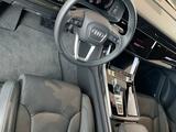 Audi Q8 55 TFSI Quattro Advance 2024 года за 64 590 000 тг. в Костанай – фото 5