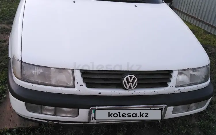 Volkswagen Passat 1996 года за 1 200 000 тг. в Уральск