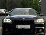 BMW 535 2016 года за 14 800 000 тг. в Алматы – фото 3