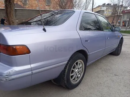 Toyota Camry 1997 года за 3 600 000 тг. в Шымкент – фото 11