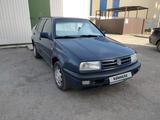 Volkswagen Vento 1993 года за 1 400 000 тг. в Караганда – фото 2