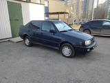 Volkswagen Vento 1993 года за 1 300 000 тг. в Караганда – фото 3