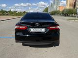 Toyota Camry 2021 годаүшін13 000 000 тг. в Астана – фото 3