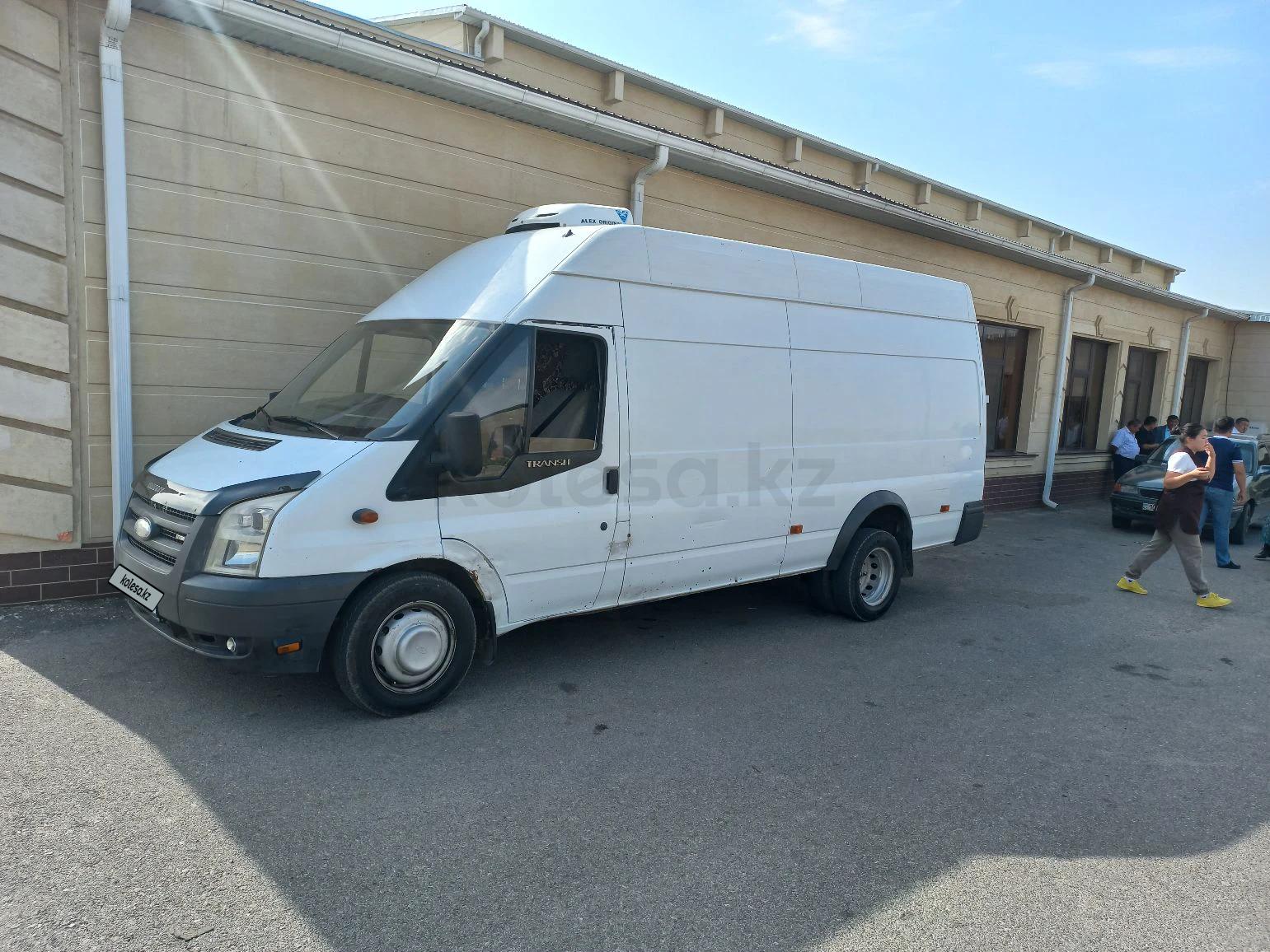 Ford Transit 2008 г.