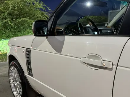 Land Rover Range Rover 2008 года за 11 000 000 тг. в Алматы – фото 8
