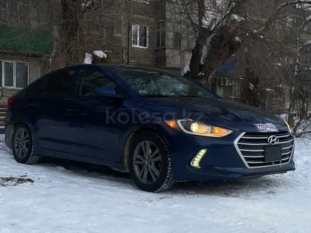 Hyundai Elantra 2018 года за 5 000 000 тг. в Уральск – фото 2