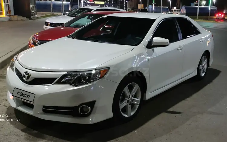 Toyota Camry 2014 года за 5 800 000 тг. в Уральск