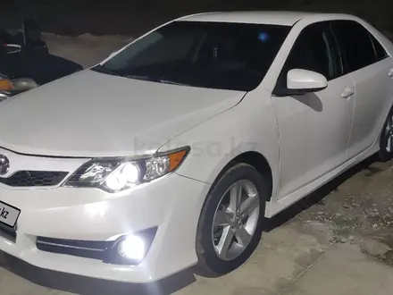 Toyota Camry 2014 года за 5 800 000 тг. в Уральск – фото 2