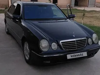 Mercedes-Benz E 320