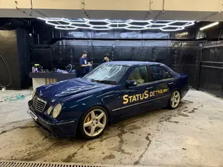 Mercedes-Benz E 55 AMG