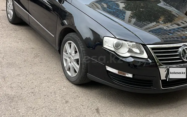 Volkswagen Passat 2005 года за 3 500 000 тг. в Астана