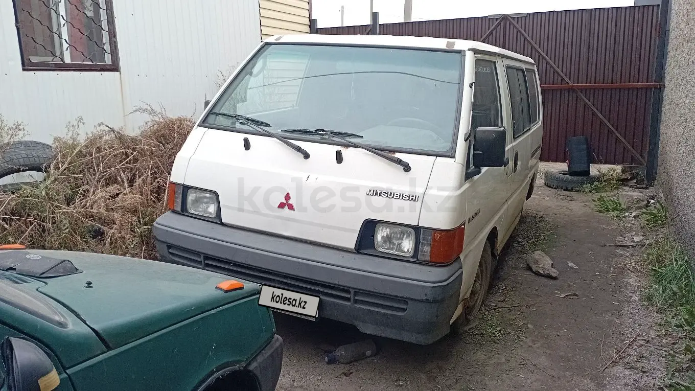 Mitsubishi L300, 1990