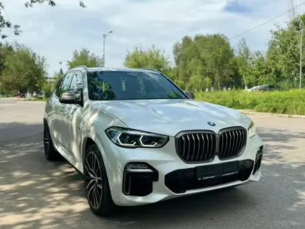 BMW X5 2020 года за 51 000 000 тг. в Алматы – фото 2