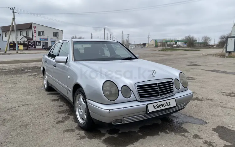 Mercedes-Benz E 230 1996 годаүшін2 300 000 тг. в Тараз