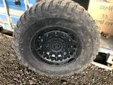 Шины 285/70R17 грязевые BF Goodrich Mud-Terrain T/A количество 5шт за 450 000 тг. в Алматы