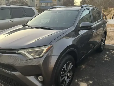 Toyota RAV4 2016 года за 8 500 000 тг. в Актау – фото 3
