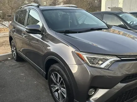 Toyota RAV4 2016 года за 8 500 000 тг. в Актау – фото 2