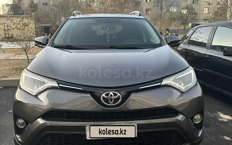 Toyota RAV4 2016 года за 8 500 000 тг. в Актау