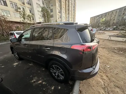 Toyota RAV4 2016 года за 8 500 000 тг. в Актау – фото 7