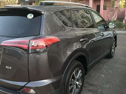 Toyota RAV4 2016 года за 8 500 000 тг. в Актау – фото 5