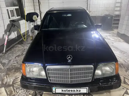 Mercedes-Benz E 280 1993 года за 1 300 000 тг. в Караганда – фото 15