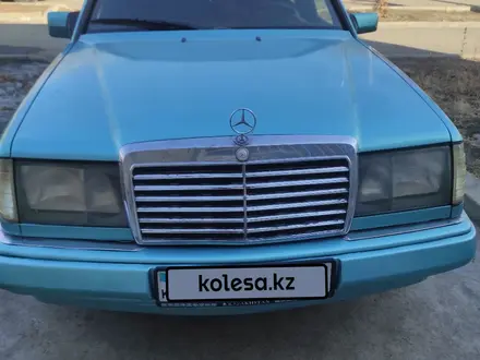 Mercedes-Benz E 200 1992 года за 1 000 000 тг. в Кентау