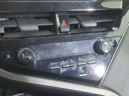 Toyota Camry 2020 года за 12 290 000 тг. в Астана – фото 16