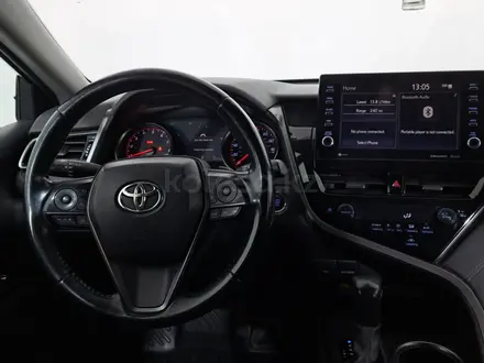 Toyota Camry 2020 года за 12 290 000 тг. в Астана – фото 20