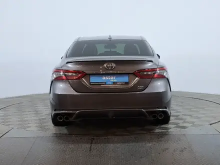 Toyota Camry 2020 года за 12 290 000 тг. в Астана – фото 6