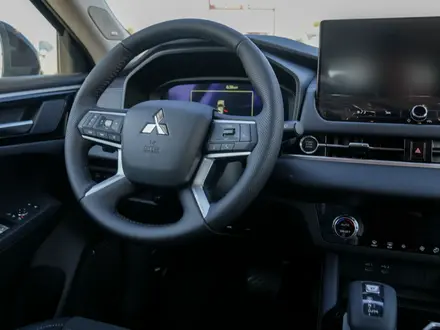 Mitsubishi Outlander 2026 года за 13 205 630 тг. в Алматы – фото 16