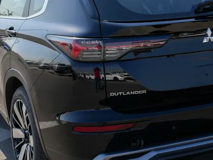 Mitsubishi Outlander 2026 года за 13 205 630 тг. в Алматы – фото 23