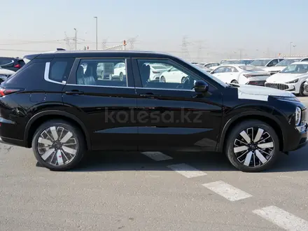 Mitsubishi Outlander 2026 года за 13 205 630 тг. в Алматы – фото 7