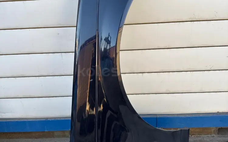Крыло переднее правое BMW 3 E46 за 23 000 тг. в Алматы