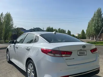 Kia Optima 2017 года за 5 500 000 тг. в Актобе – фото 4